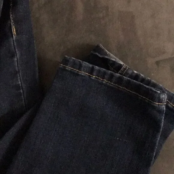 Jeans - Picture 2 of 4